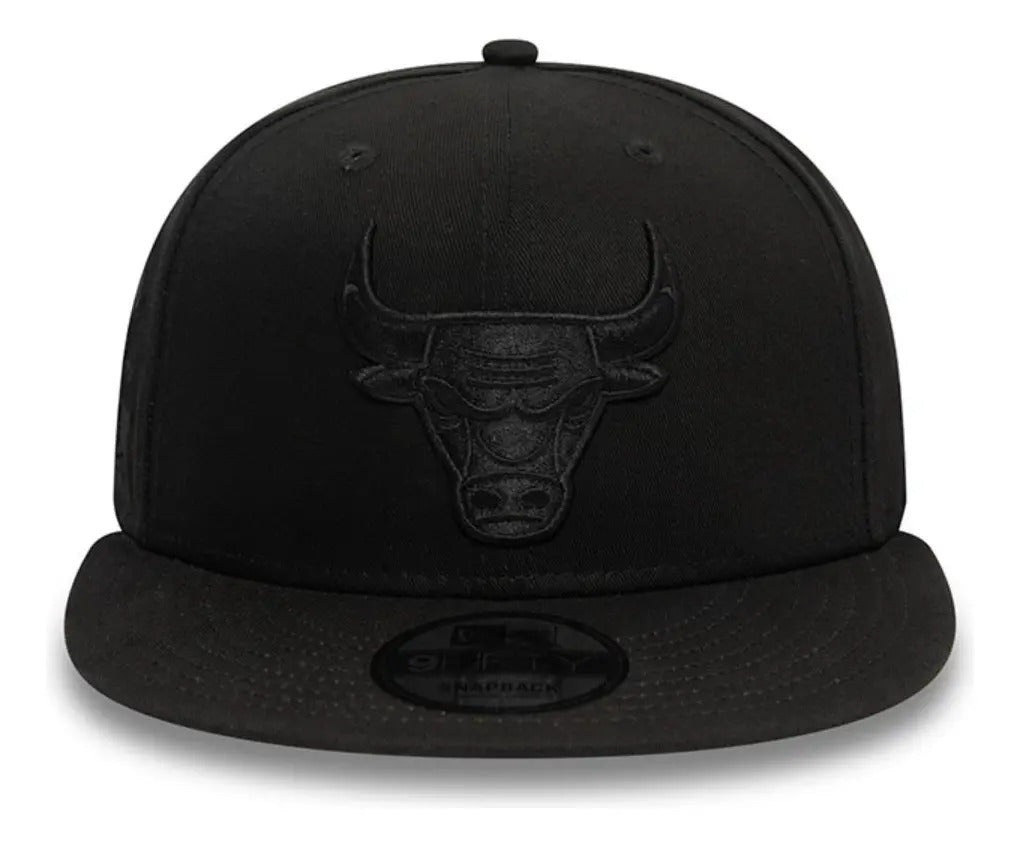 Gorra 9fifty Chicago Bulls Nba Monochrome Black Color Negro M/l Liso