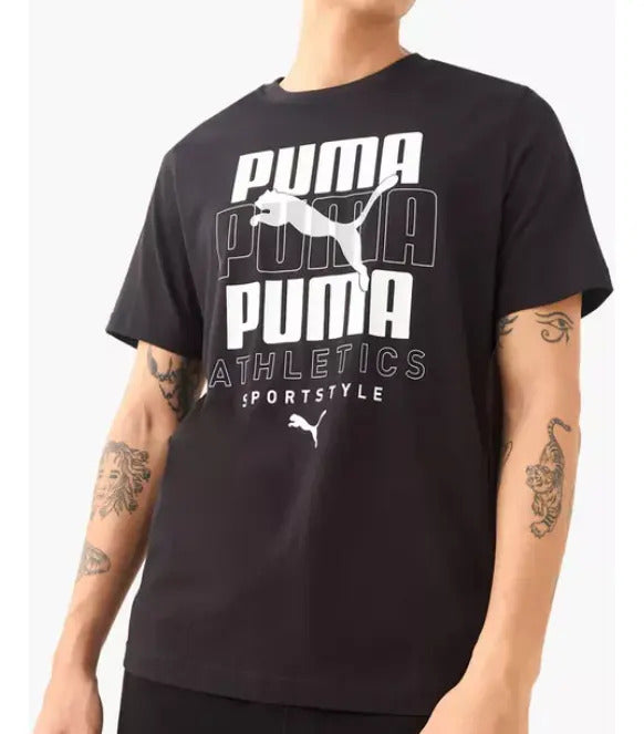 Puma Polera Graphic Stacked Tee Hombre 8038