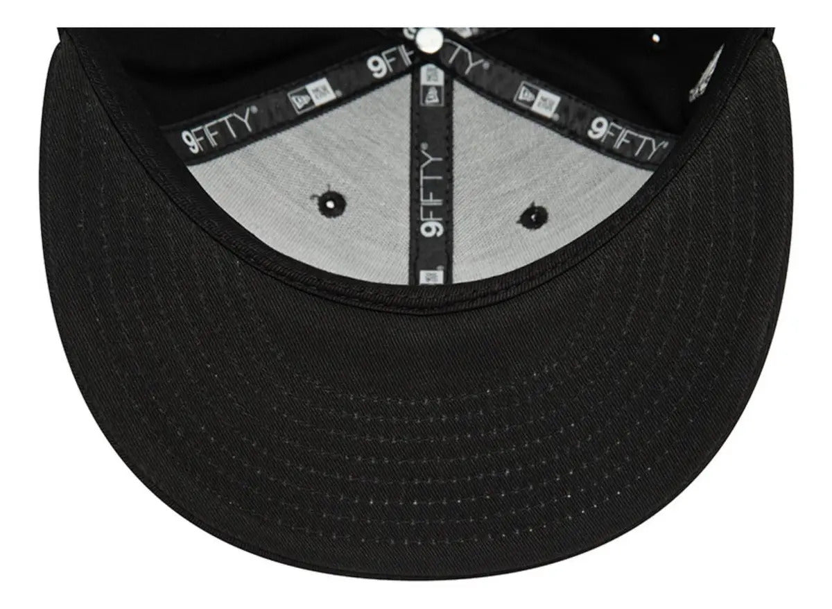 Gorra 9fifty Chicago Bulls Nba Monochrome Black Color Negro M/l Liso