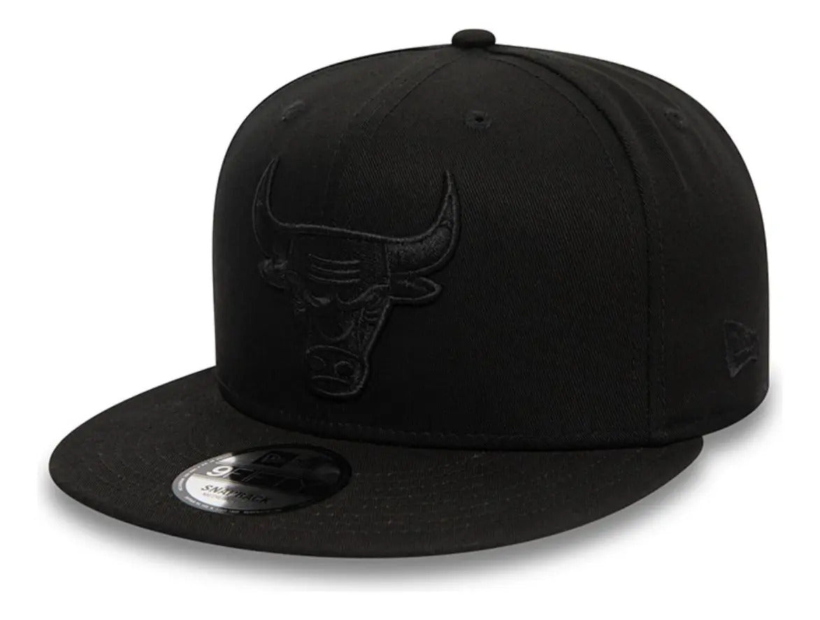 Gorra 9fifty Chicago Bulls Nba Monochrome Black Color Negro M/l Liso